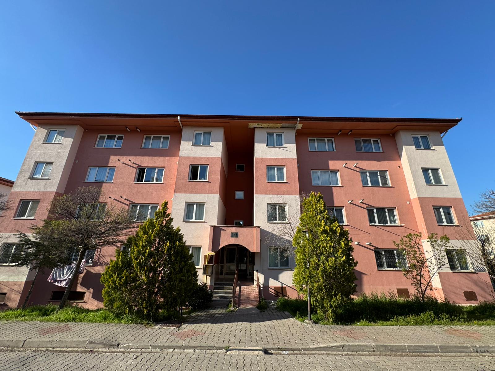 GÖDENE TOKİ'DE SATILIK 1+1 DAİRE